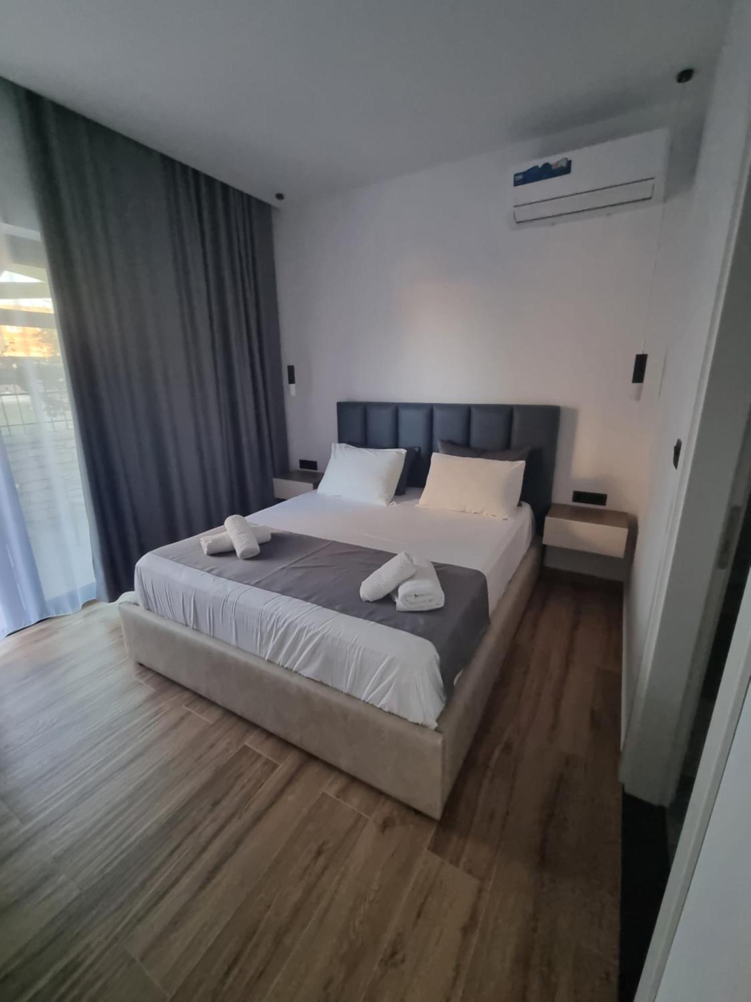Zacaj Hotel Ksamil Esterno foto